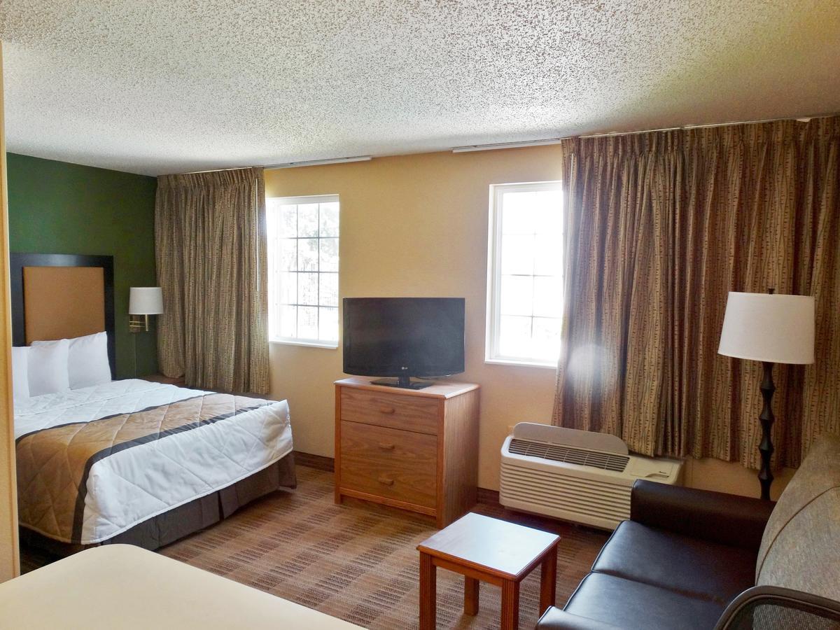 เอ็กซ์เทนด์ สเตย์ อเมริกา โพรวิเดนซ์แอร์พอร์ต Hotel วอร์วิค ภายนอก รูปภาพ